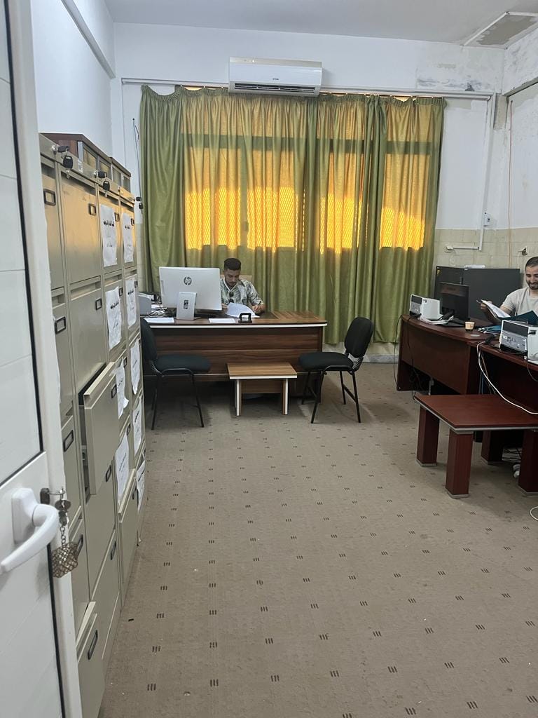 فريق الجودة في تجهيز ملفات الاعتماد المؤسسي بكلية اللغات والترجمة