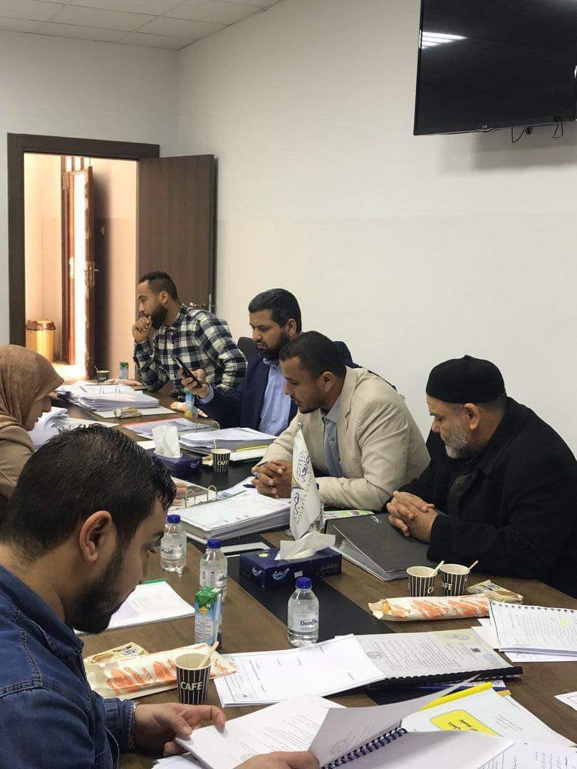  التعاون بين كليات جامعة مصراتة  للحصول على الاعتماد المؤسسي